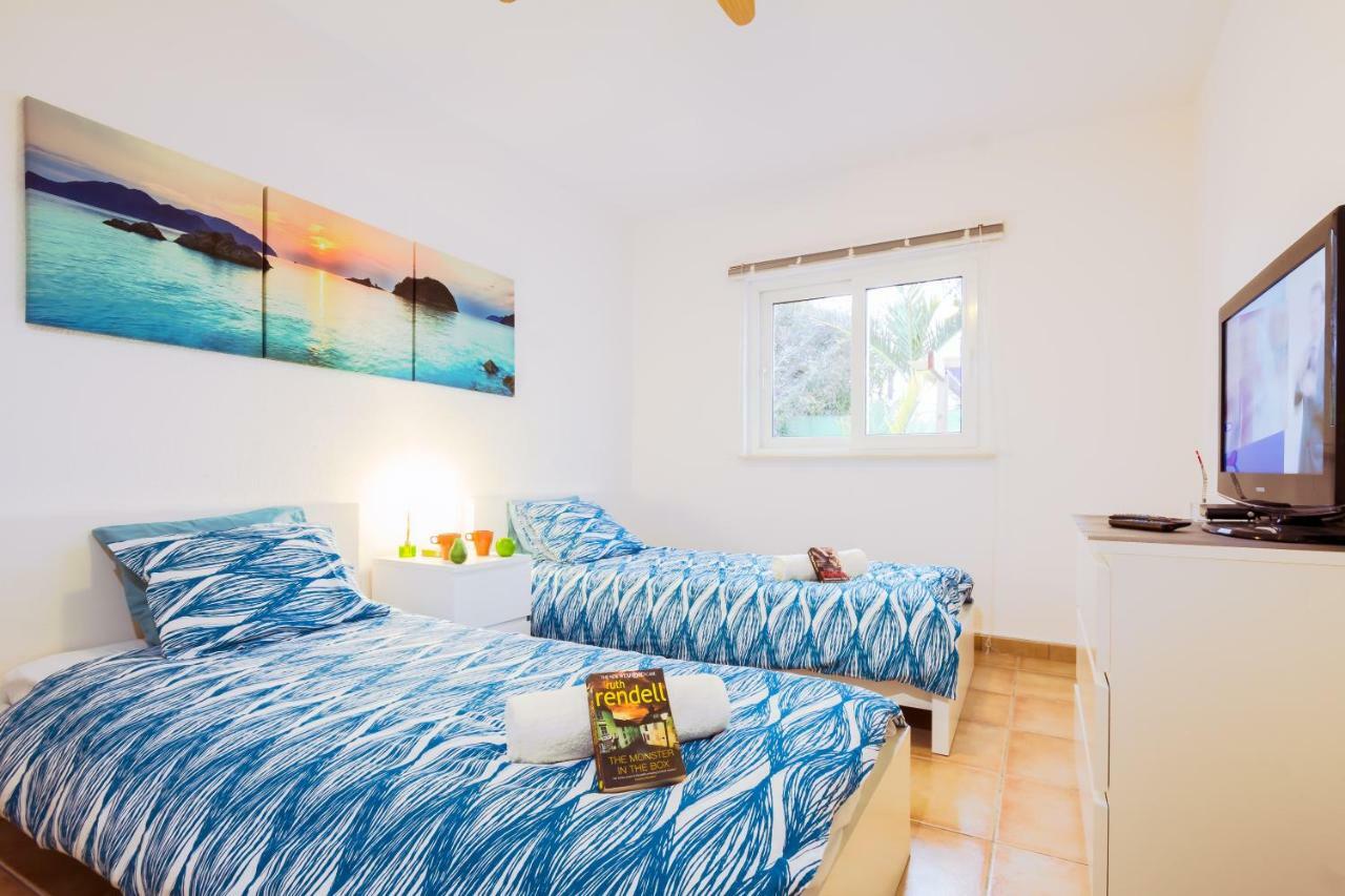 Villa Hibiscus Centrum Corralejo Beach Private Pool Family Dış mekan fotoğraf